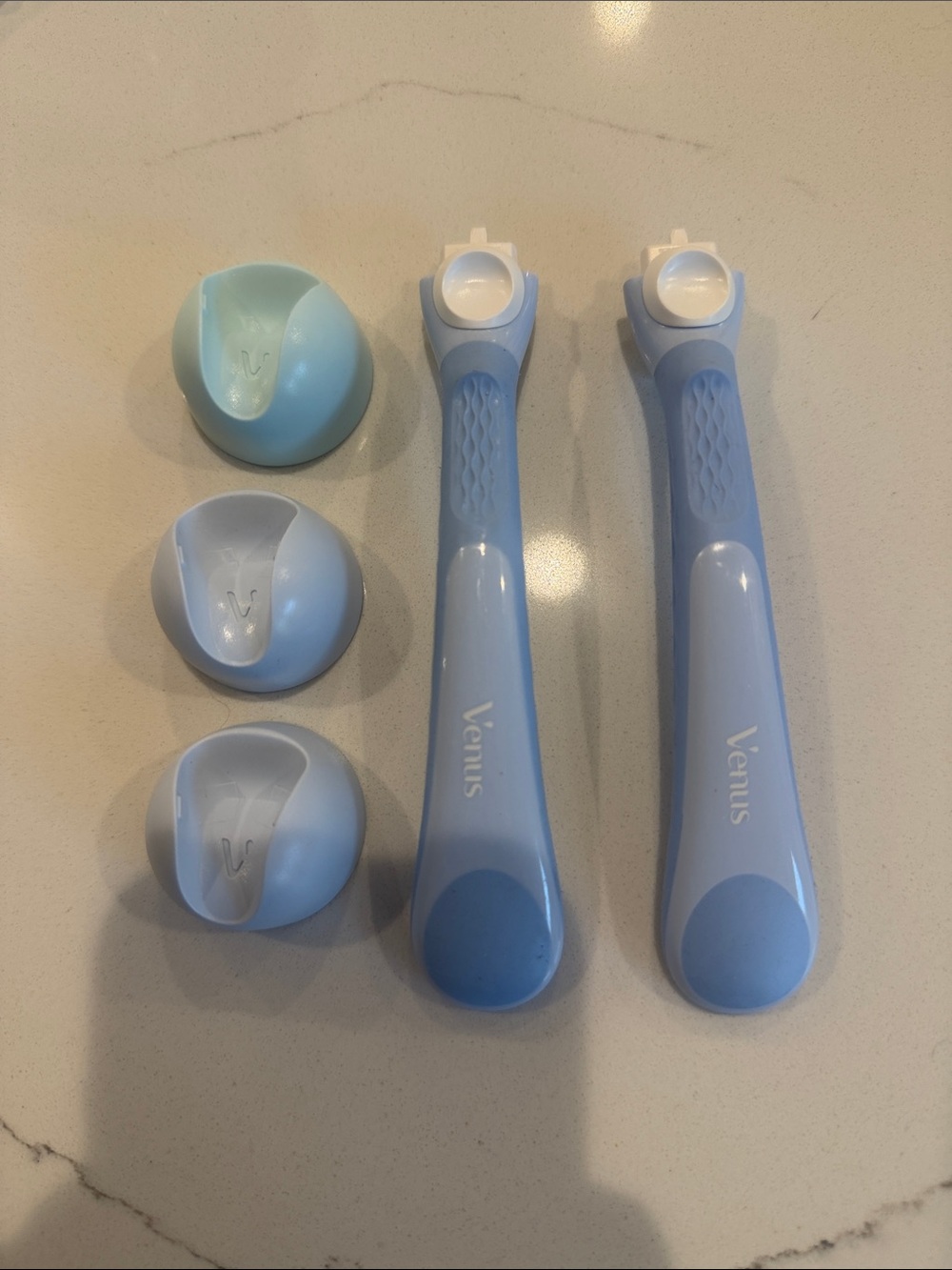 New! Bundle of Gillette Venus replacement products